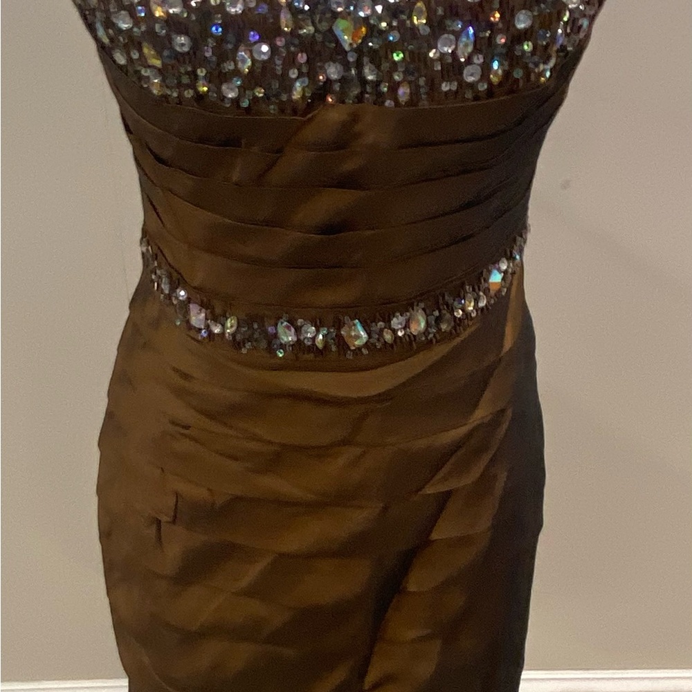 NWT Tony Bowls Short Brown Dress. Size 10 - Picture 2 of 4